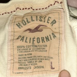 Hollister tshirt